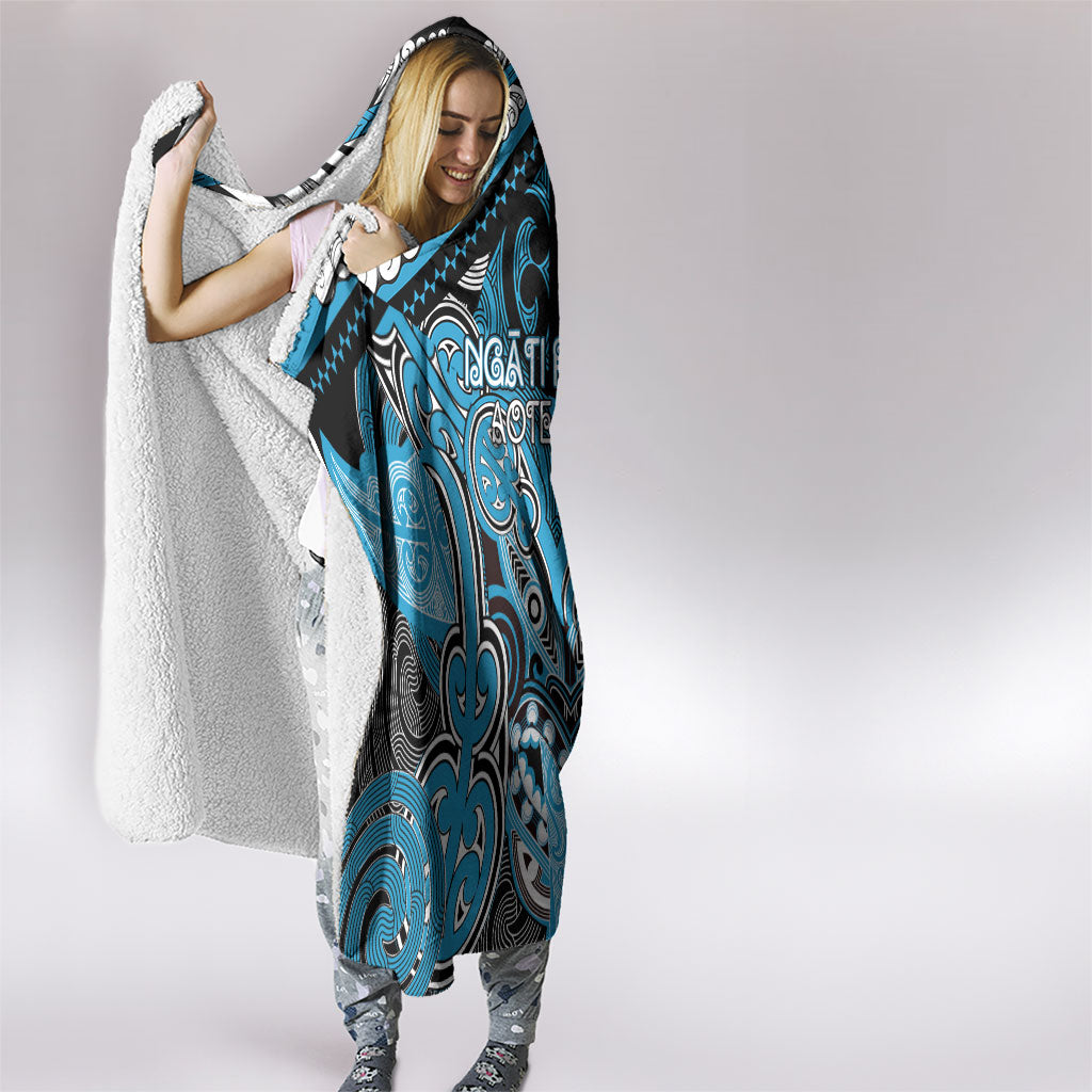 Aotearoa Iwi Ngati Porou Hooded Blanket Maori Kowhaiwhai Pattern LT19 - Polynesian Pride