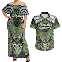 Aotearoa Iwi Ngati Raukawa Personalised Couples Matching Off Shoulder Maxi Dress and Hawaiian Shirt Maori Kowhaiwhai Pattern LT19 Green - Polynesian Pride