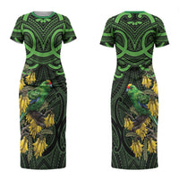 New Zealand Parakeet Bird Couples Matching Short Sleeve Bodycon Dress and Long Sleeve Button Shirt Maori Kakariki Kowhai Maori Pattern