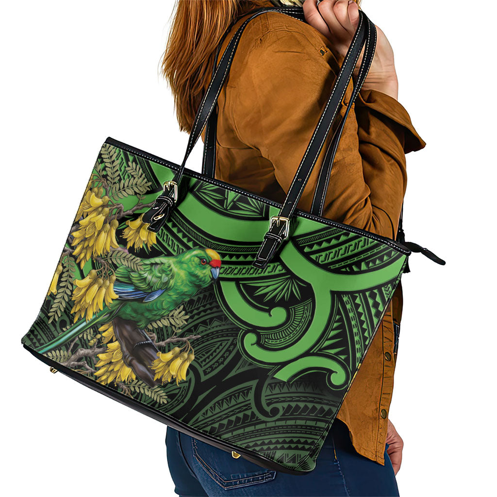 New Zealand Parakeet Bird Leather Tote Bag Maori Kakariki Kowhai Maori Pattern