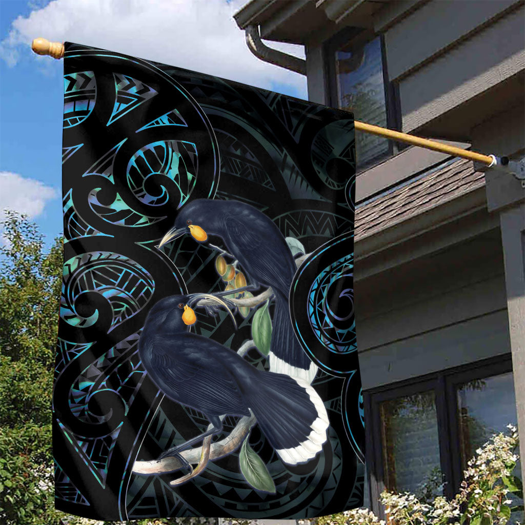 New Zealand Huia Bird Garden Flag Paua Shell Maori Pattern