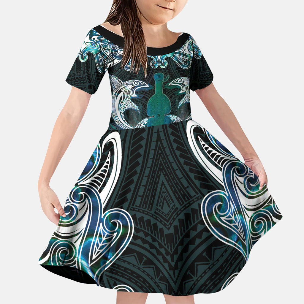 New Zealand Kotiate Weapon Family Matching Off Shoulder Short Dress and Hawaiian Shirt Aotearoa Mango Paua Shell Maori Pattern LT22 Daughter's Dress Blue - Polynesian Pride