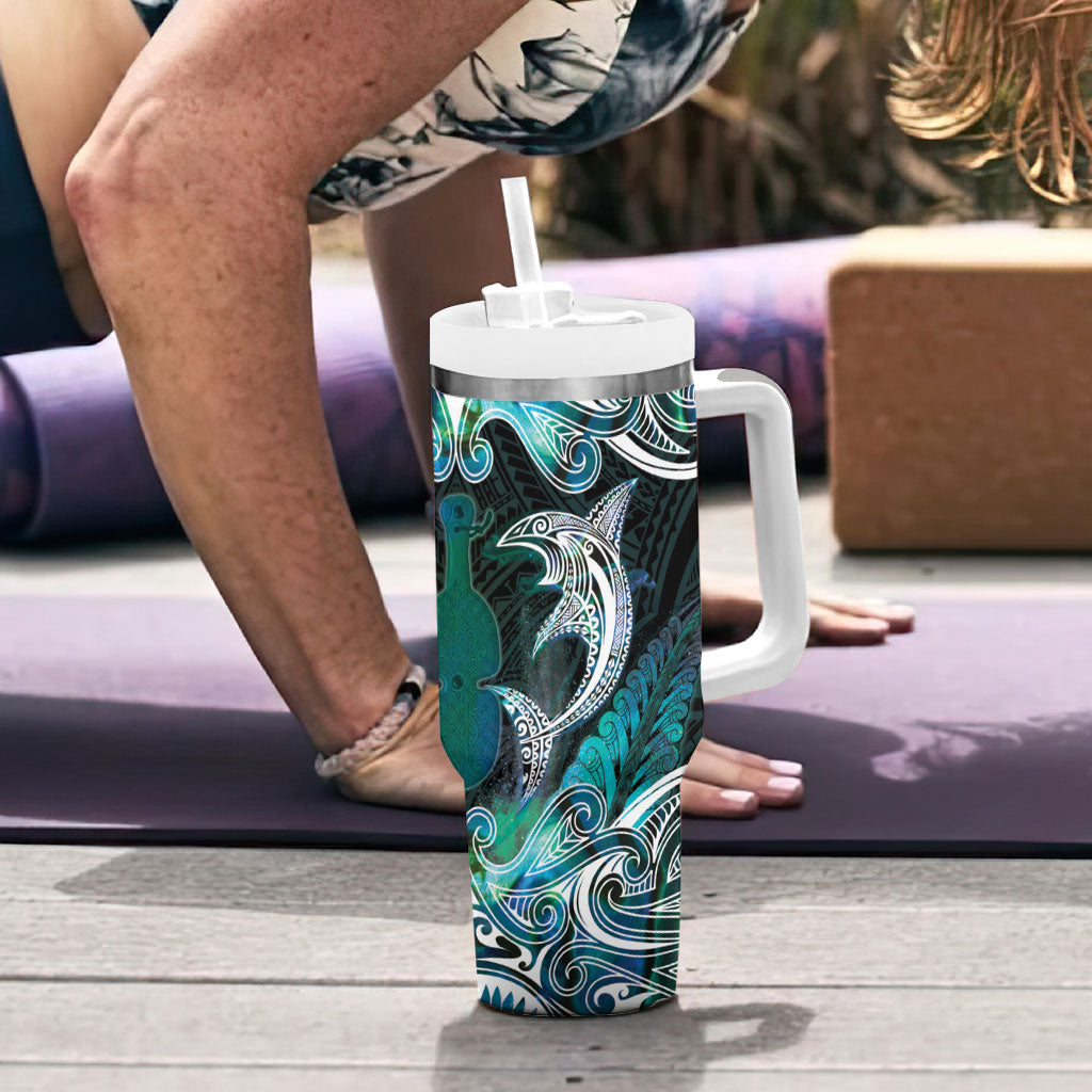 New Zealand Kotiate Weapon Tumbler With Handle Aotearoa Mango Paua Shell Maori Pattern LT22 - Polynesian Pride