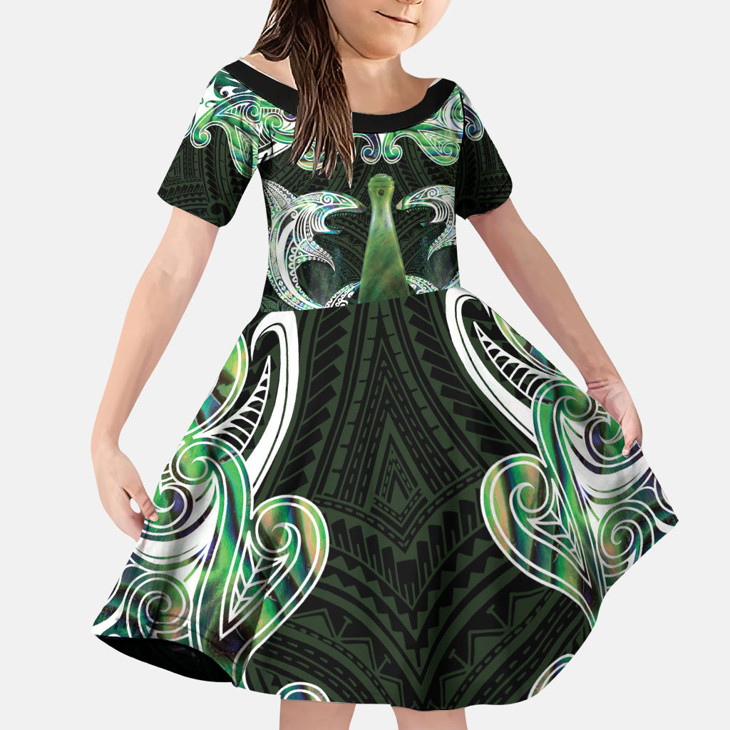 New Zealand Mere Pounamu Weapon Family Matching Off Shoulder Maxi Dress and Hawaiian Shirt Aotearoa Mango Paua Shell Maori Pattern LT22 Daughter's Dress Green - Polynesian Pride