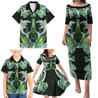 New Zealand Mere Pounamu Weapon Family Matching Puletasi and Hawaiian Shirt Aotearoa Mango Paua Shell Maori Pattern LT22 - Polynesian Pride