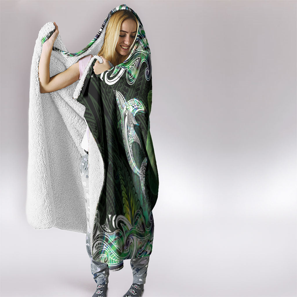New Zealand Mere Pounamu Weapon Hooded Blanket Aotearoa Mango Paua Shell Maori Pattern LT22 - Polynesian Pride