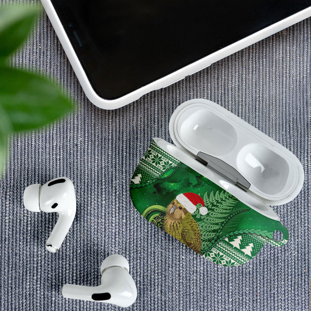 New Zealand Kakapo Christmas In July AirPods Case Silver Fern Santa Xmas Green Color LT22 - Polynesian Pride