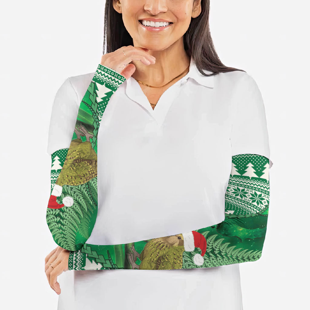 New Zealand Kakapo Christmas In July Arm Sleeves Silver Fern Santa Xmas Green Color