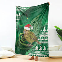New Zealand Kakapo Christmas In July Blanket Silver Fern Santa Xmas Green Color LT22 - Polynesian Pride