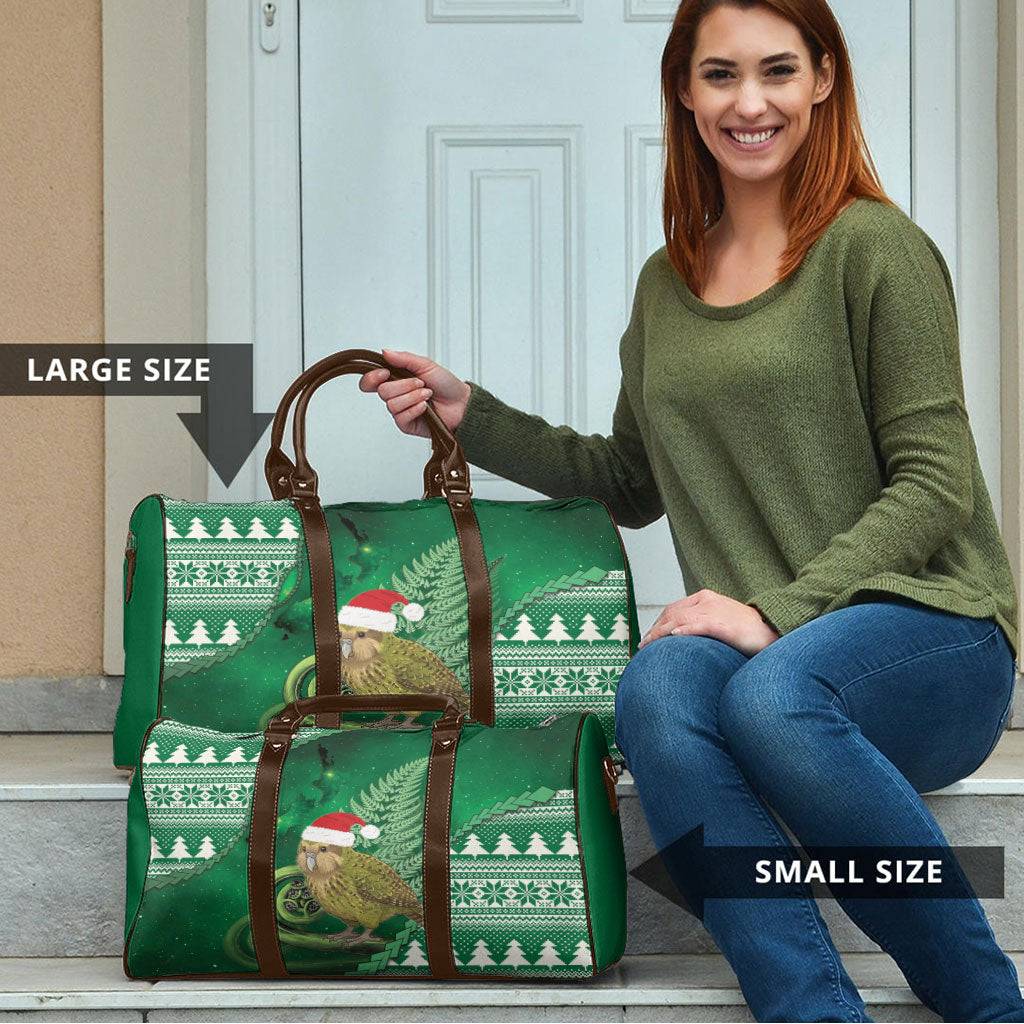 New Zealand Kakapo Christmas In July Travel Bag Silver Fern Santa Xmas Green Color LT22 - Polynesian Pride