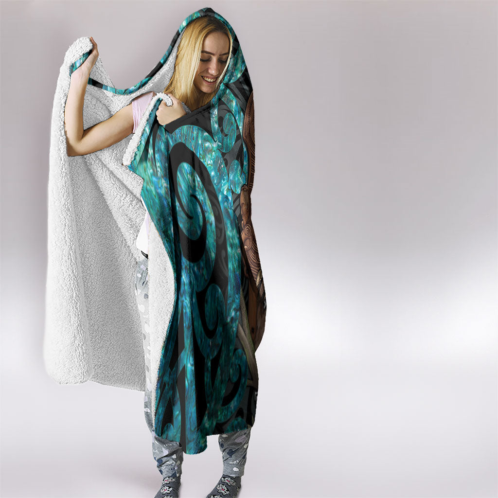 New Zealand Tui Bird Wahaika Hooded Blanket Maori Weapon Paua Shell Koru Pattern