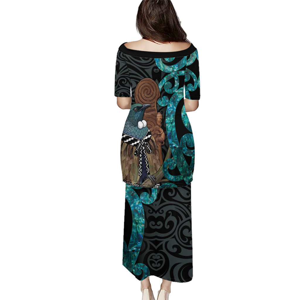 New Zealand Tui Bird Wahaika Puletasi Maori Weapon Paua Shell Koru Pattern