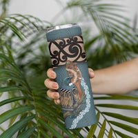 New Zealand Tui Bird Maripi Skinny Tumbler Maori Weapon Kowhaiwhai Pattern