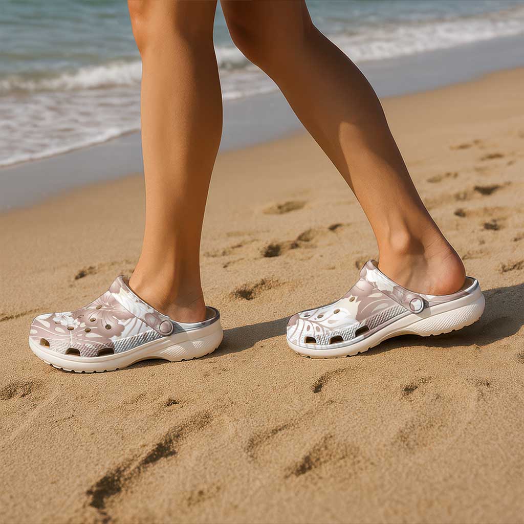 Mocha Mousse Aloha Hawaii Clogs Shoes Monstera Hibiscus Plumeria Seamless Vibes - Polynesian Pride