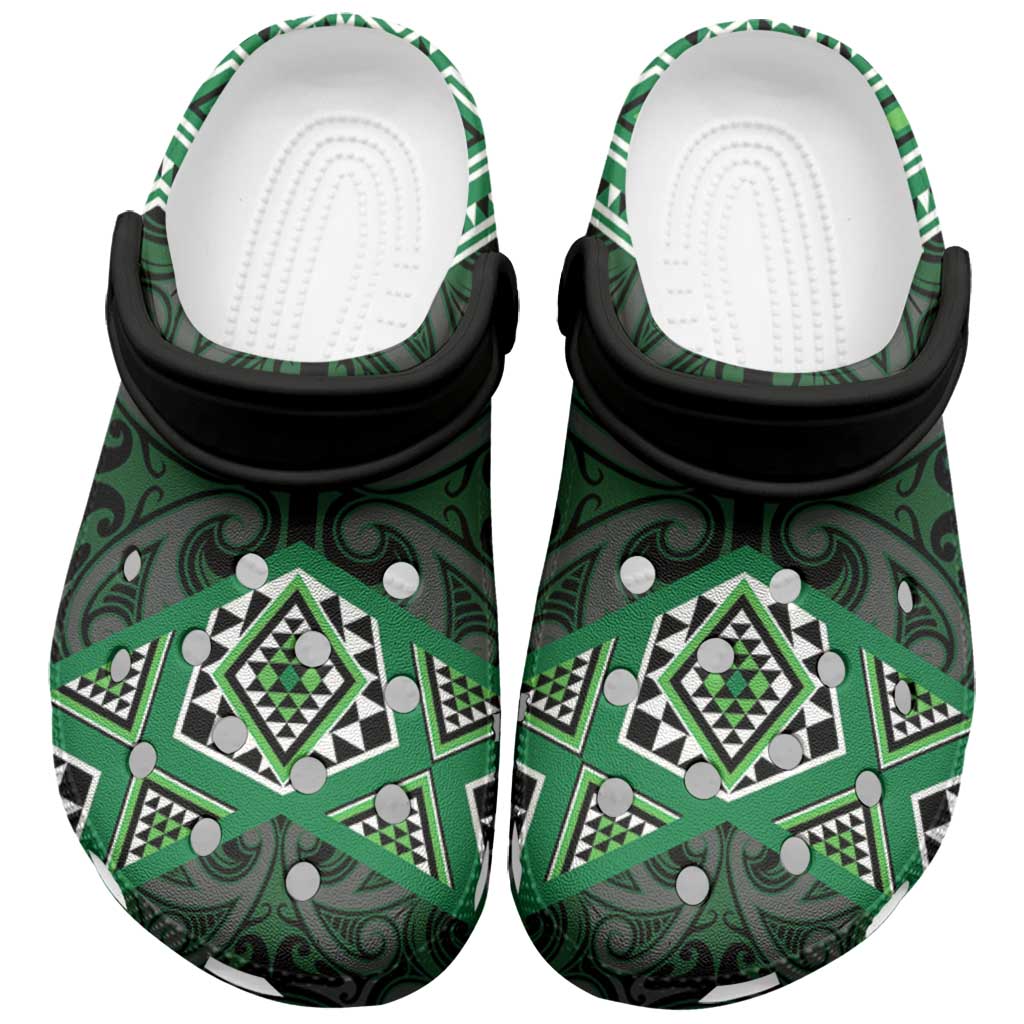 New Zealand Aotearoa Clogs Shoes Green Taniko Art Maori Pattern - Polynesian Pride