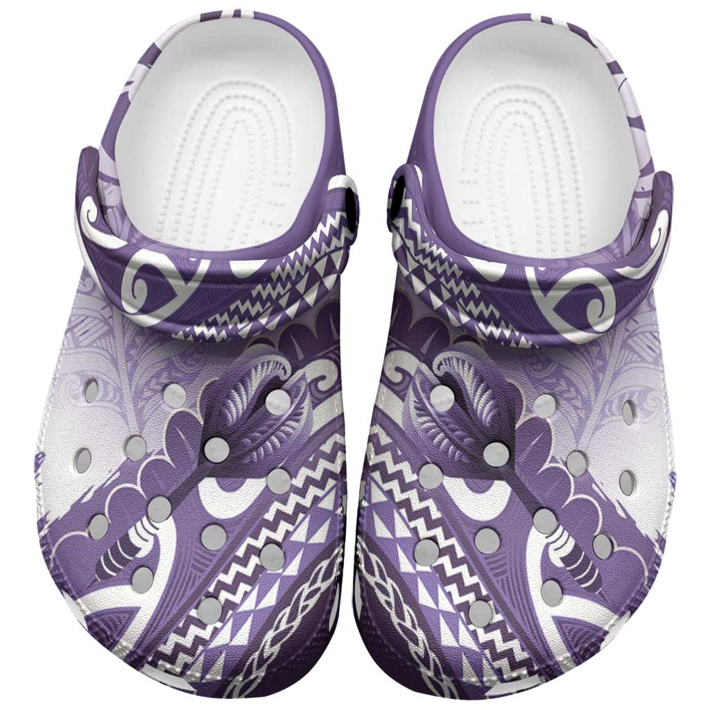 New Zealand Aotearoa Darts Masters Clogs Shoes Maori Art Tattoo with Tribal Dart Symbol Purple - Polynesian Pride