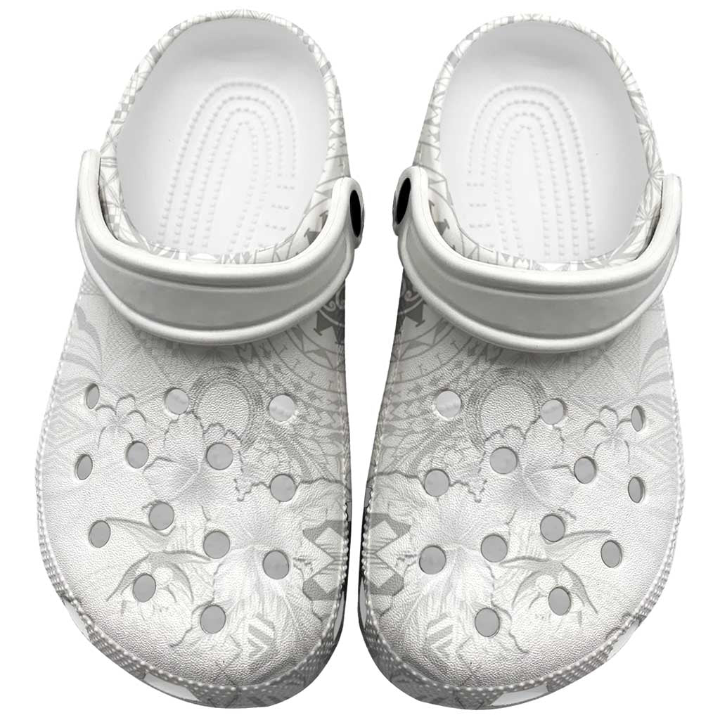 Samoa Siapo Pattern With White Hibiscus Clogs Shoes - Polynesian Pride
