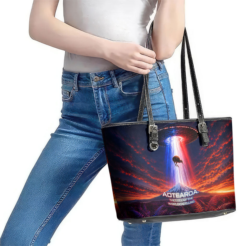 New Zealand Aotearoa Kiwi UFO Leather Tote Bag Sci-Fi Galaxy Sunset Sky Tower And Mountain