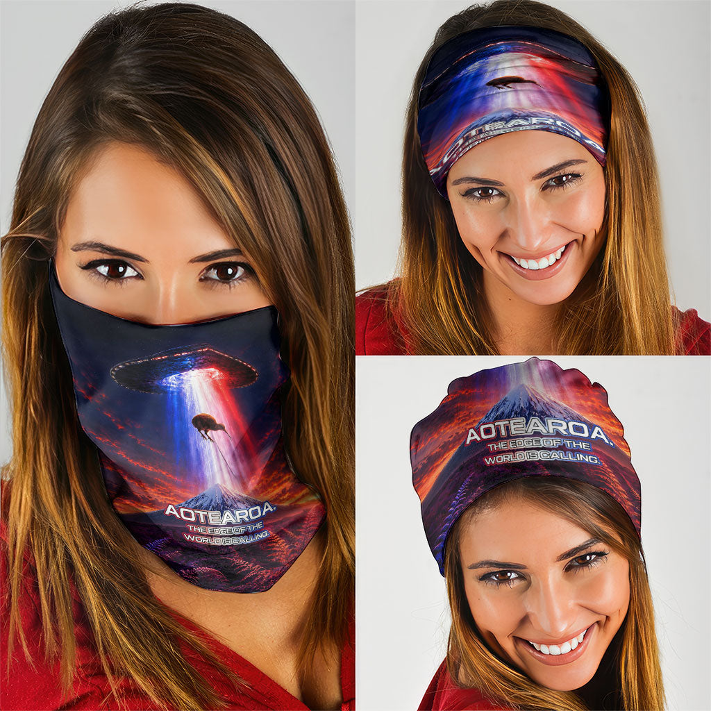 New Zealand Aotearoa Kiwi UFO Neck Gaiter Sci-Fi Galaxy Sunset Sky Tower And Mountain