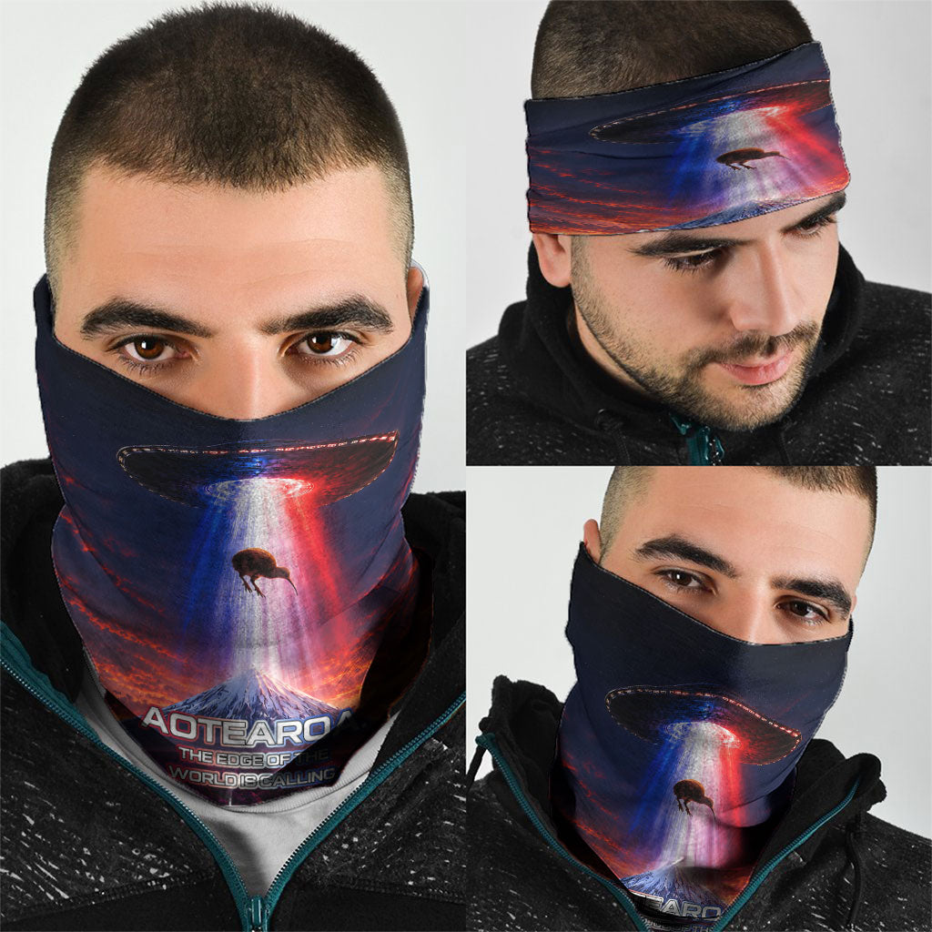 New Zealand Aotearoa Kiwi UFO Neck Gaiter Sci-Fi Galaxy Sunset Sky Tower And Mountain