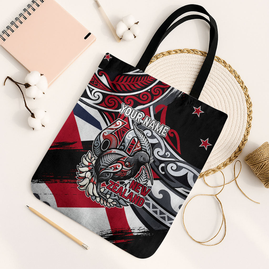 Personalized New Zealand 60th Birthday Tote Bag Maori Tribal Patterns Kiwi Bird Silver Fern Flag Graphic Art TS04 Black Strap One Size Red Black - Polynesian Pride