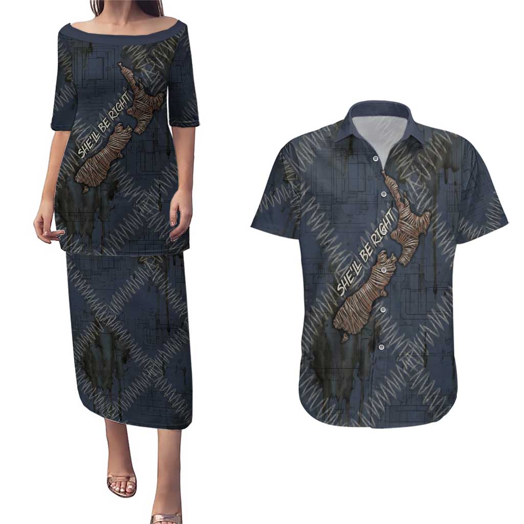 New Zealand She’ll Be Right Couples Matching Puletasi and Hawaiian Shirt NZ Slang No. 8 Wire Map Pattern TS04 Navy Slate - Polynesian Pride