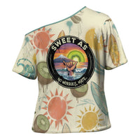 NZ Slang Sweet As Kiwi Shaka Sign Cross Shoulder Shirt New Zealand Surfboards Sun and Tropical Beach Retro TS04 - Polynesian Pride