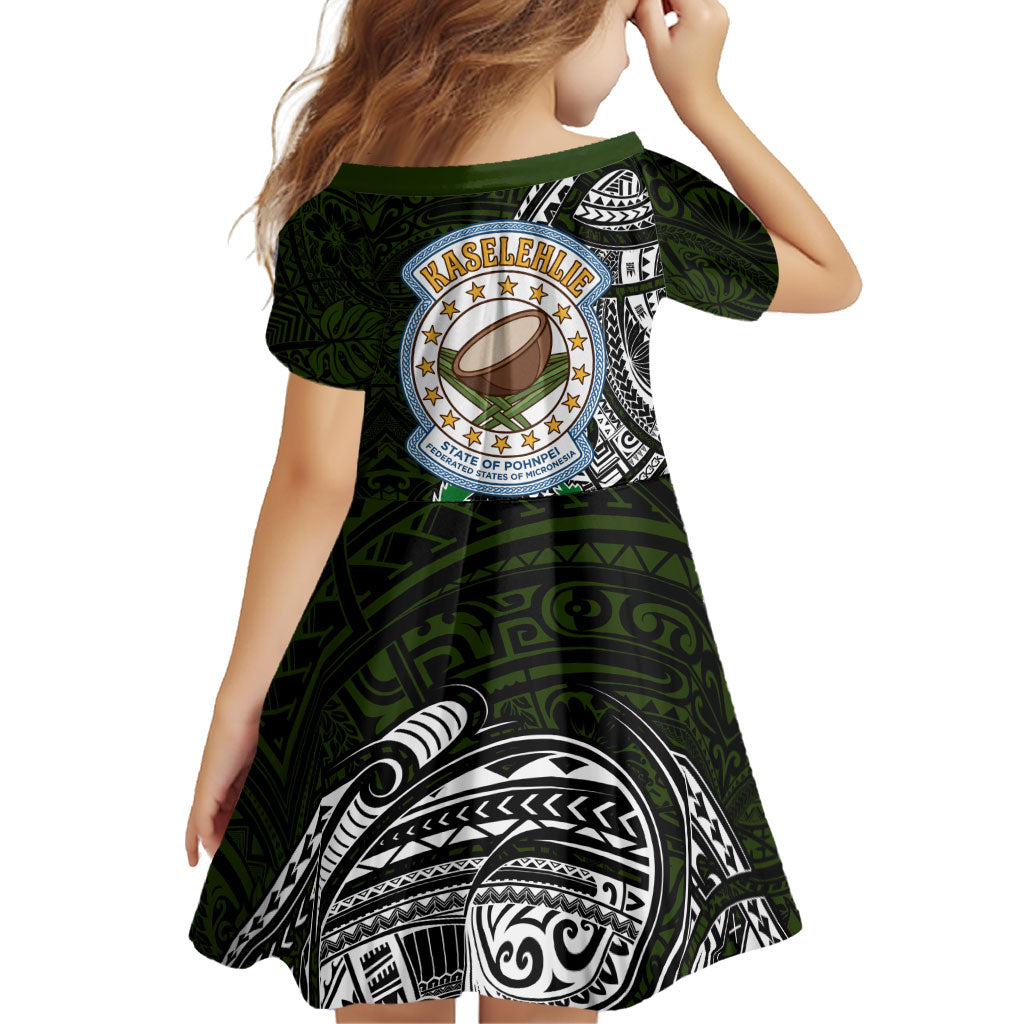 Pohnpei Federated States Of Micronesia Family Matching Off The Shoulder Long Sleeve Dress and Hawaiian Shirt Polynesian Tribal Heritage Art With Kaselehlie State Seal TS04 - Polynesian Pride