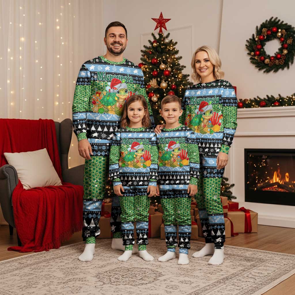 Micronesia Christmas Pajama Set with Santa Turtle Coral Reef and Holiday Ocean Pattern TS04 Men Black Green - Polynesian Pride