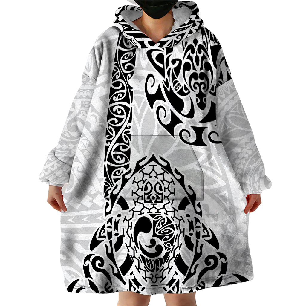 Hawaii Wearable Blanket Hoodie with Polynesian Turtle TS04 - Polynesian Pride