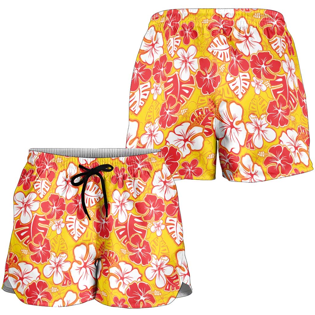 Yellow Hawaii Hibiscus Shorts for Women Tropical Flowers Seamless Pattern - Polynesian Pride