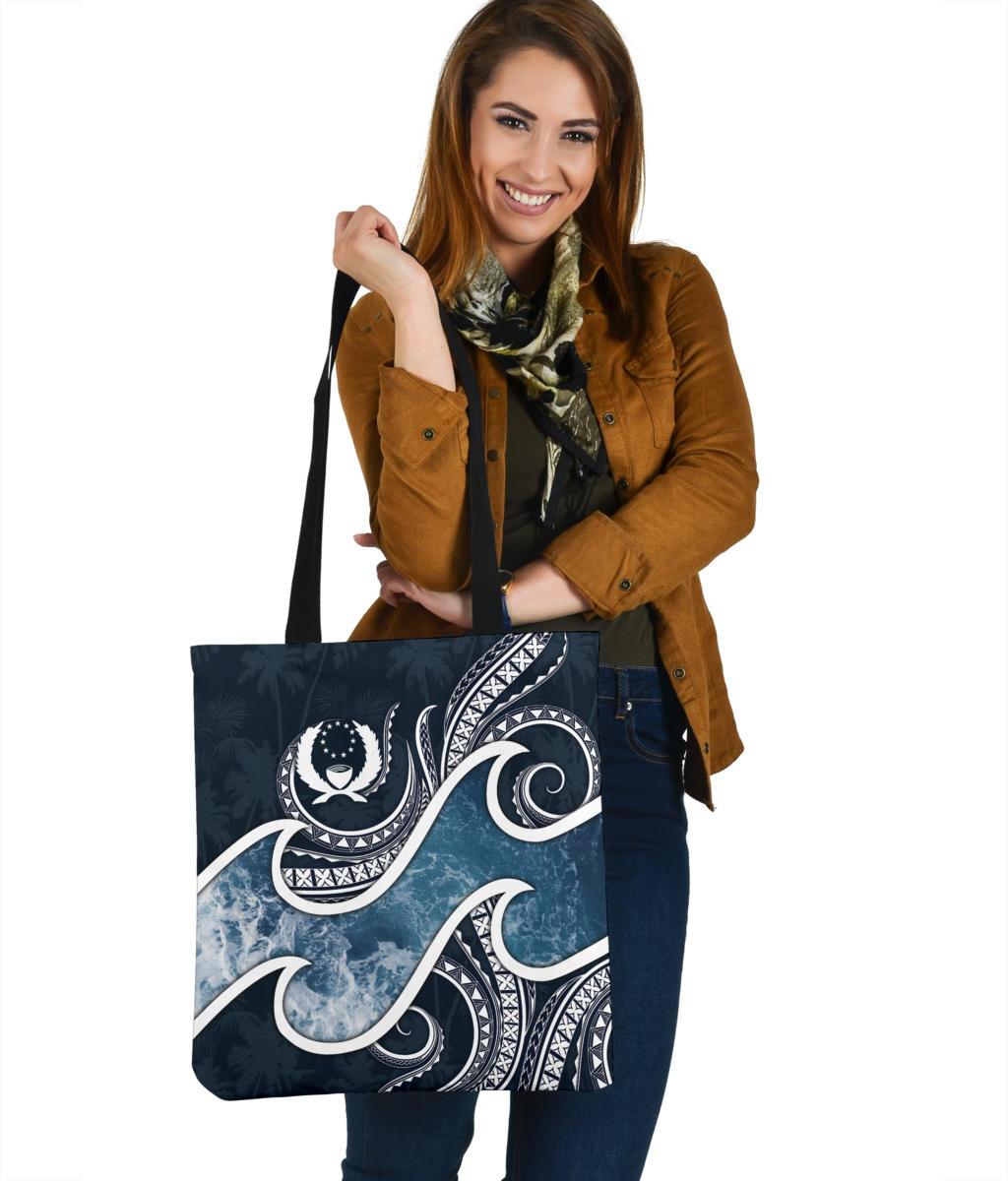 Pohnpei Islands Polynesian Tote Bags - Ocean Style Tote Bag One Size Blue - Polynesian Pride