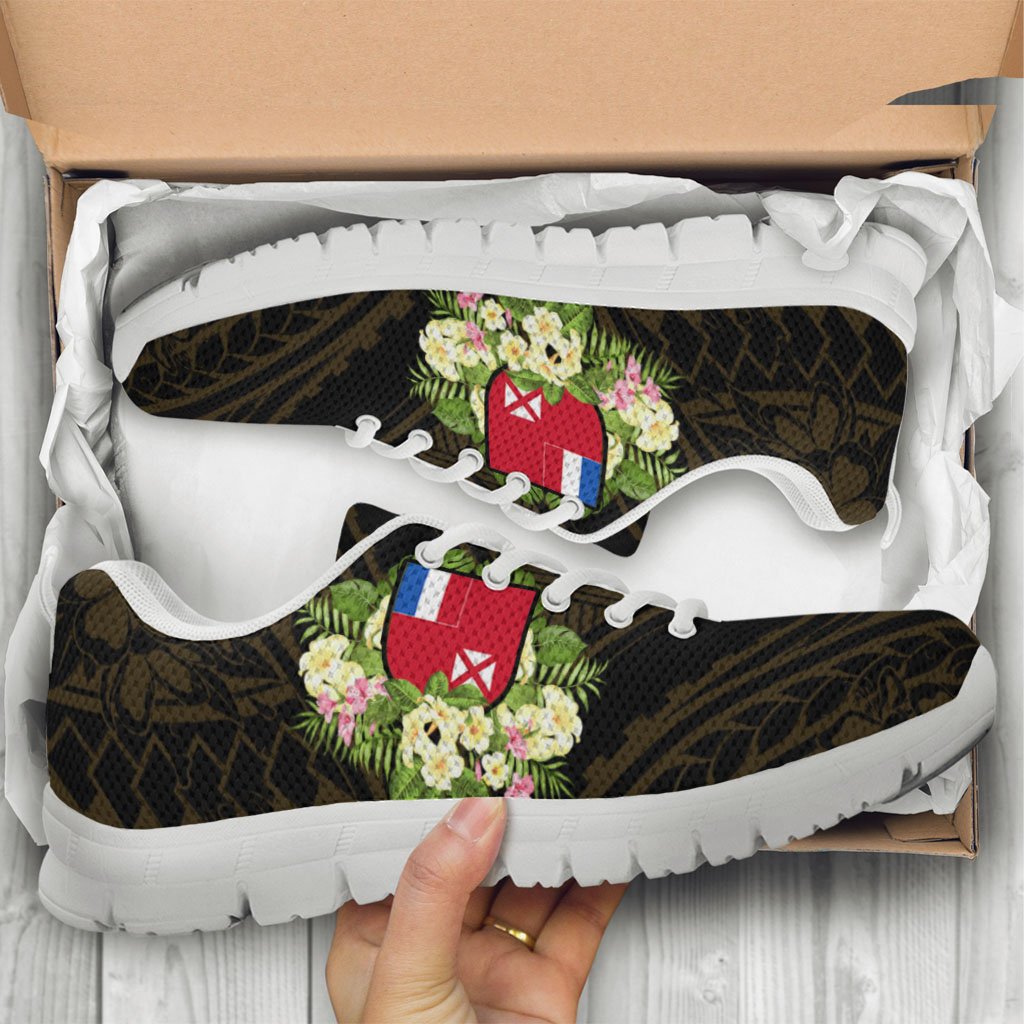 Wallis and Futuna Sneakers - Polynesian Gold Patterns Collection - Polynesian Pride