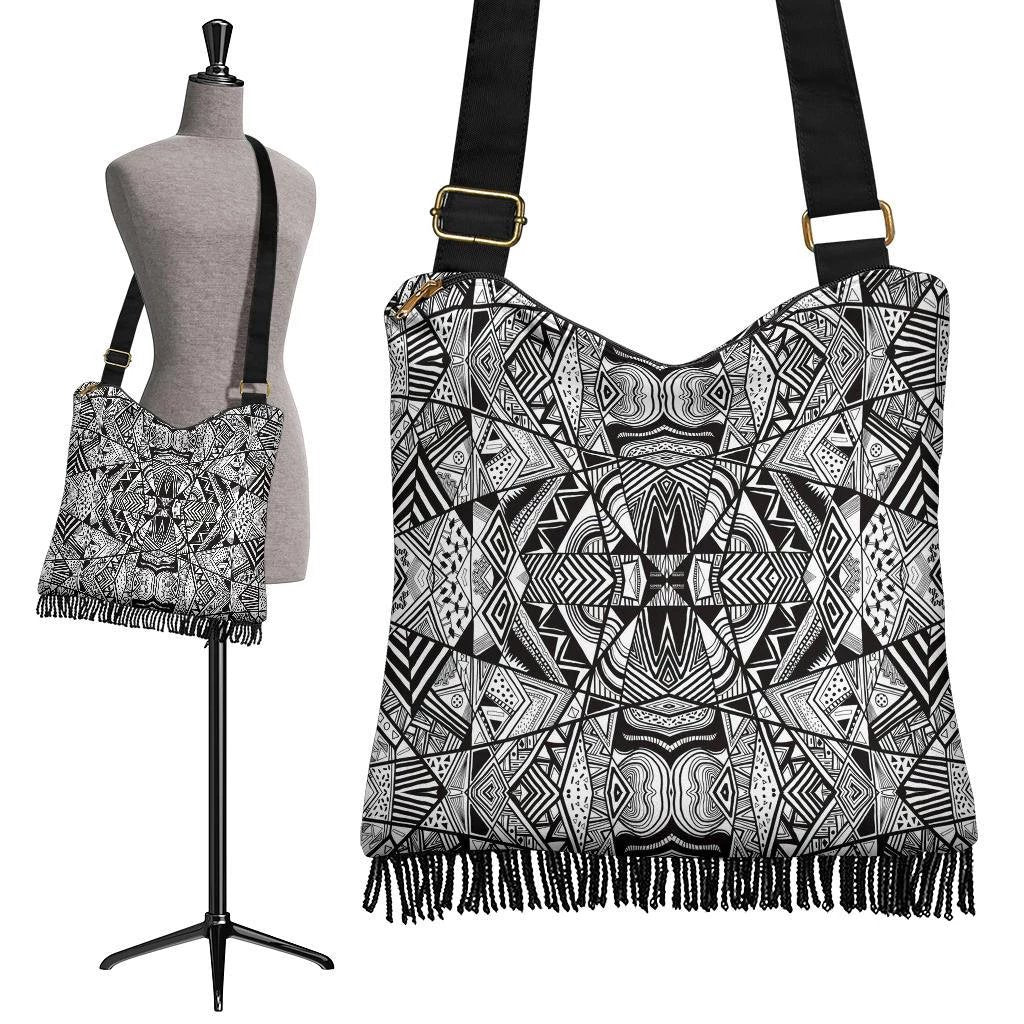Polynesian Tribal Crossbody Boho Handbag White And Black Crossbody Boho Handbag One Size Black - Polynesian Pride