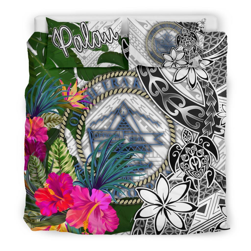 Palau Bedding Set White - Turtle Plumeria Banana Leaf Crest - Polynesian Pride