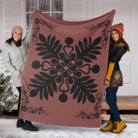Hawaiian Quilt Maui Plant And Hibiscus Premium Blanket - Black Coral - AH - Polynesian Pride