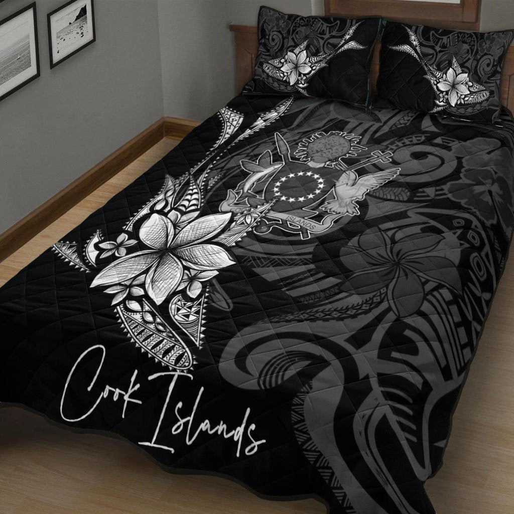 Cook Islands Quilt Bed Set - Fish With Plumeria Flowers Style Black - Polynesian Pride