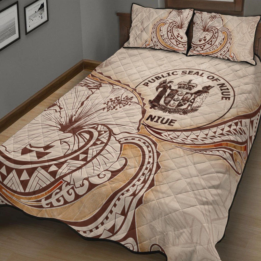Niue Quilt Bed Set - Hibiscus Flowers Vintage Style - Polynesian Pride
