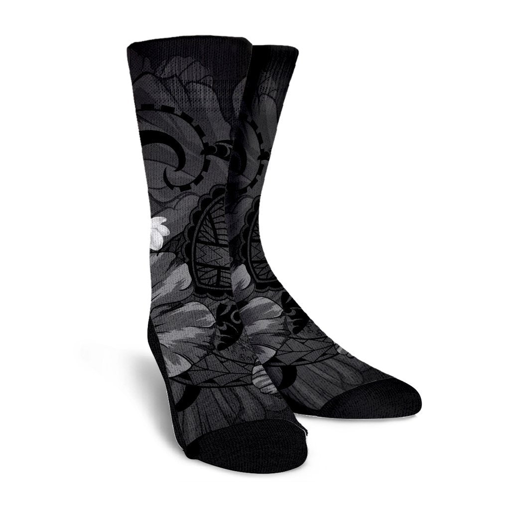 Hawaiian Map Big Turtle Hibiscus Plumeria Tribal Polynesian Crew Socks - Gray - AH - Polynesian Pride