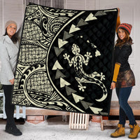 Hawaiian Map Gecko Tattoo Kakau Polynesian Premium Quilts Beige AH - Polynesian Pride