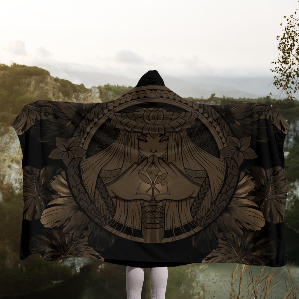 Hawaiian Map Madame Pele Polynesian Hooded Blanket Gold AH - Polynesian Pride