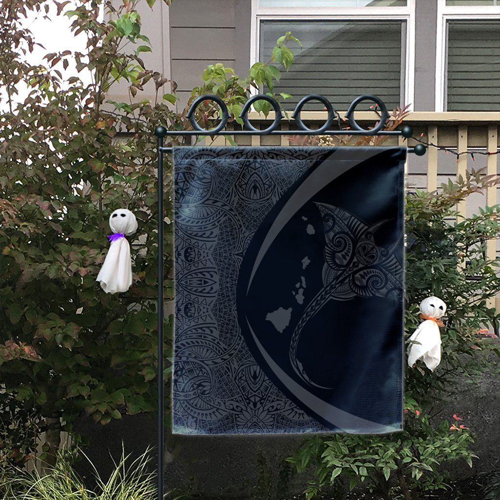 Hawaiian Map Manta Ray Polynesian Flag - Gray - Circle Style - AH - Polynesian Pride