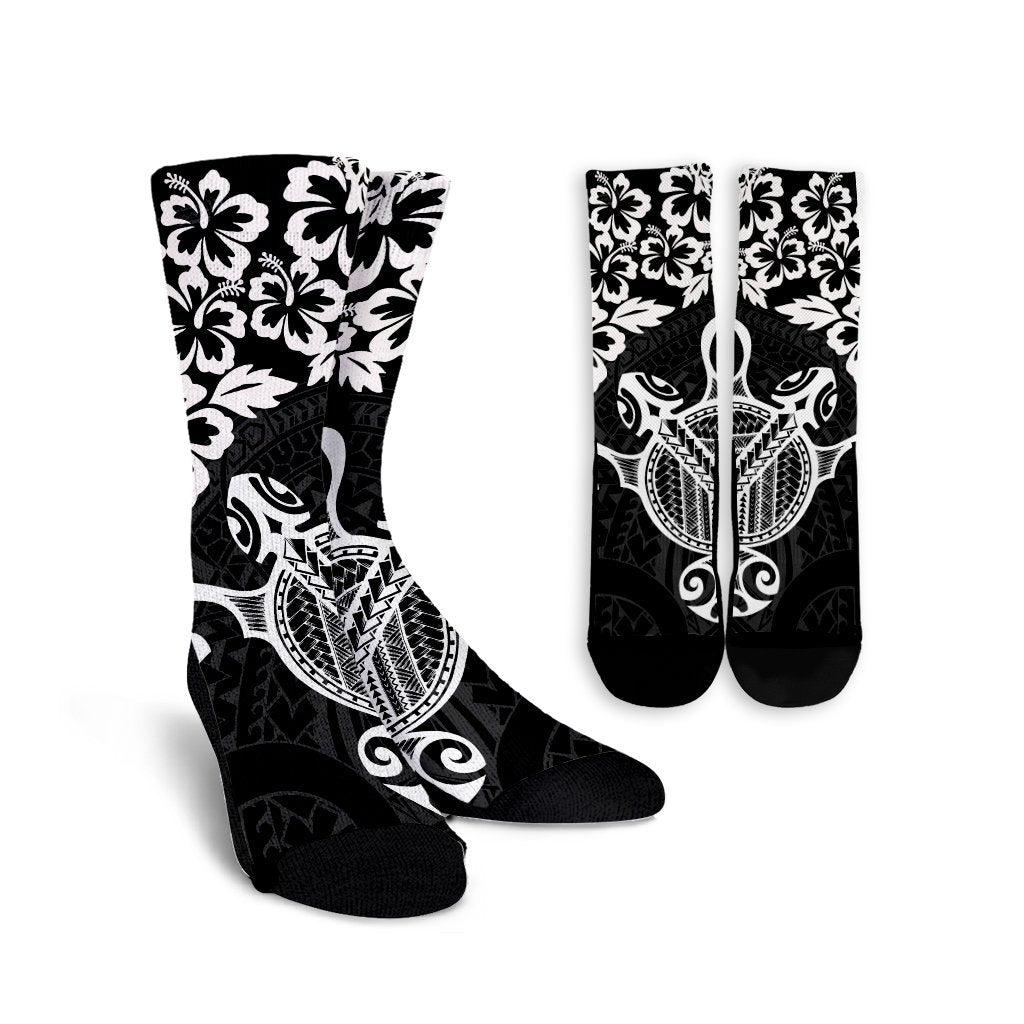 Hawaiian Map Turtle Hibiscus Kanaka Polynesian Crew Socks - White - AH Crew Socks White - Polynesian Pride