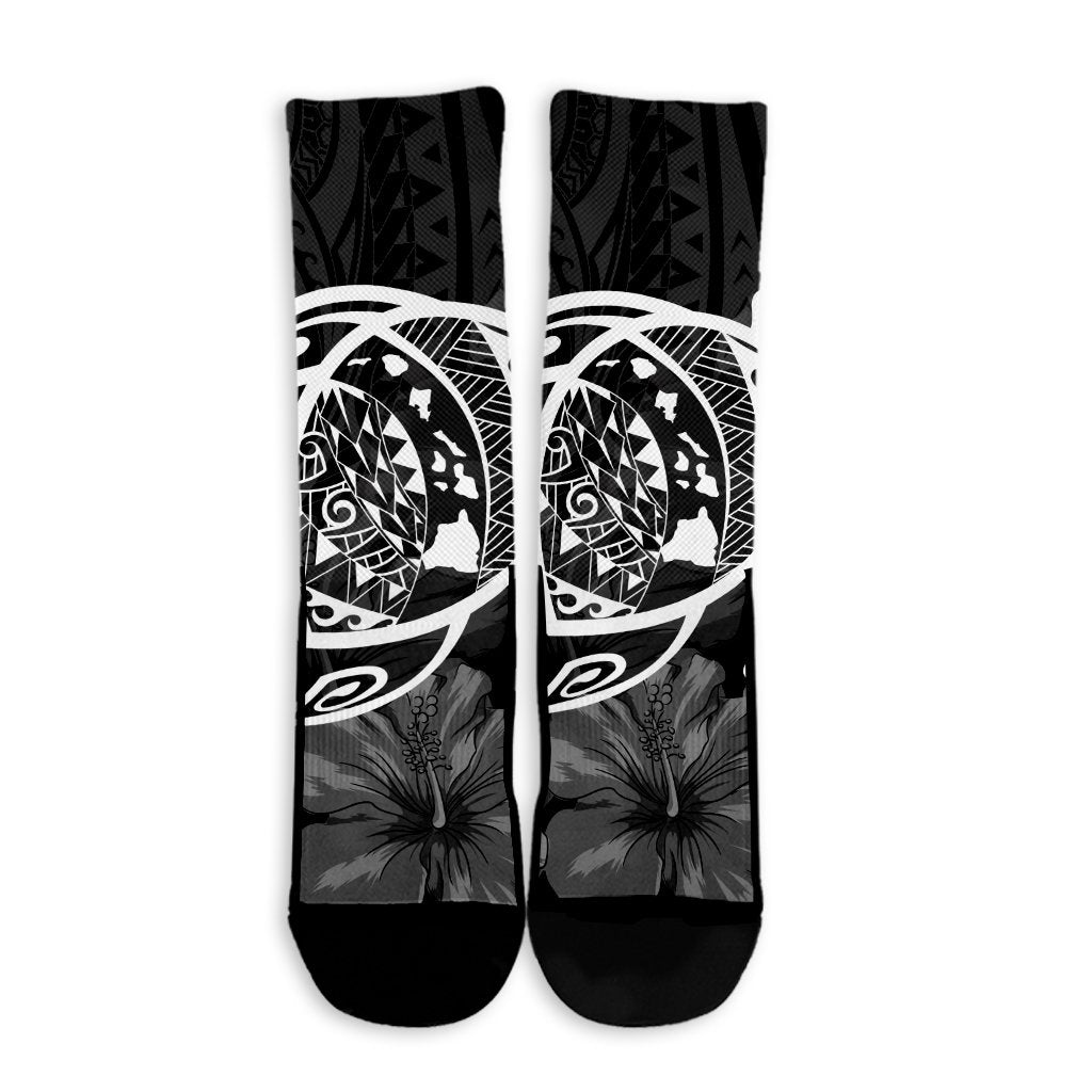 Hawaiian Map Turtle Kanaka Hibiscus Polynesian Crew Socks - White - AH - Polynesian Pride