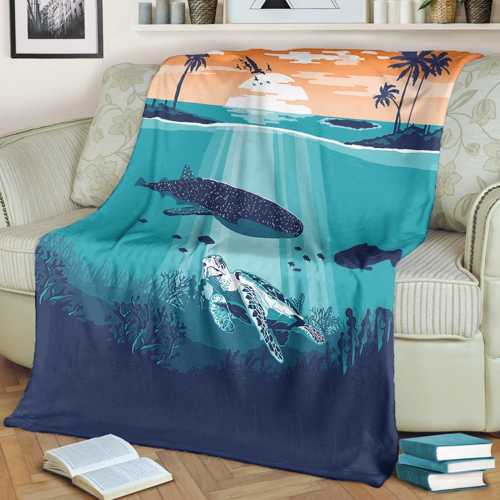 Hawaiian Whale And Turtle In Sunset Polynesian Premium Blankets - AH - Polynesian Pride