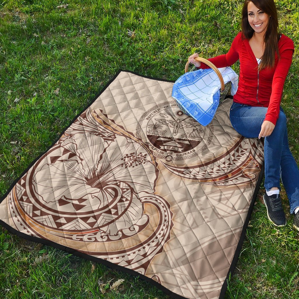 Marshall Islands Premium Quilt - Hibiscus Flowers Vintage Style - Polynesian Pride