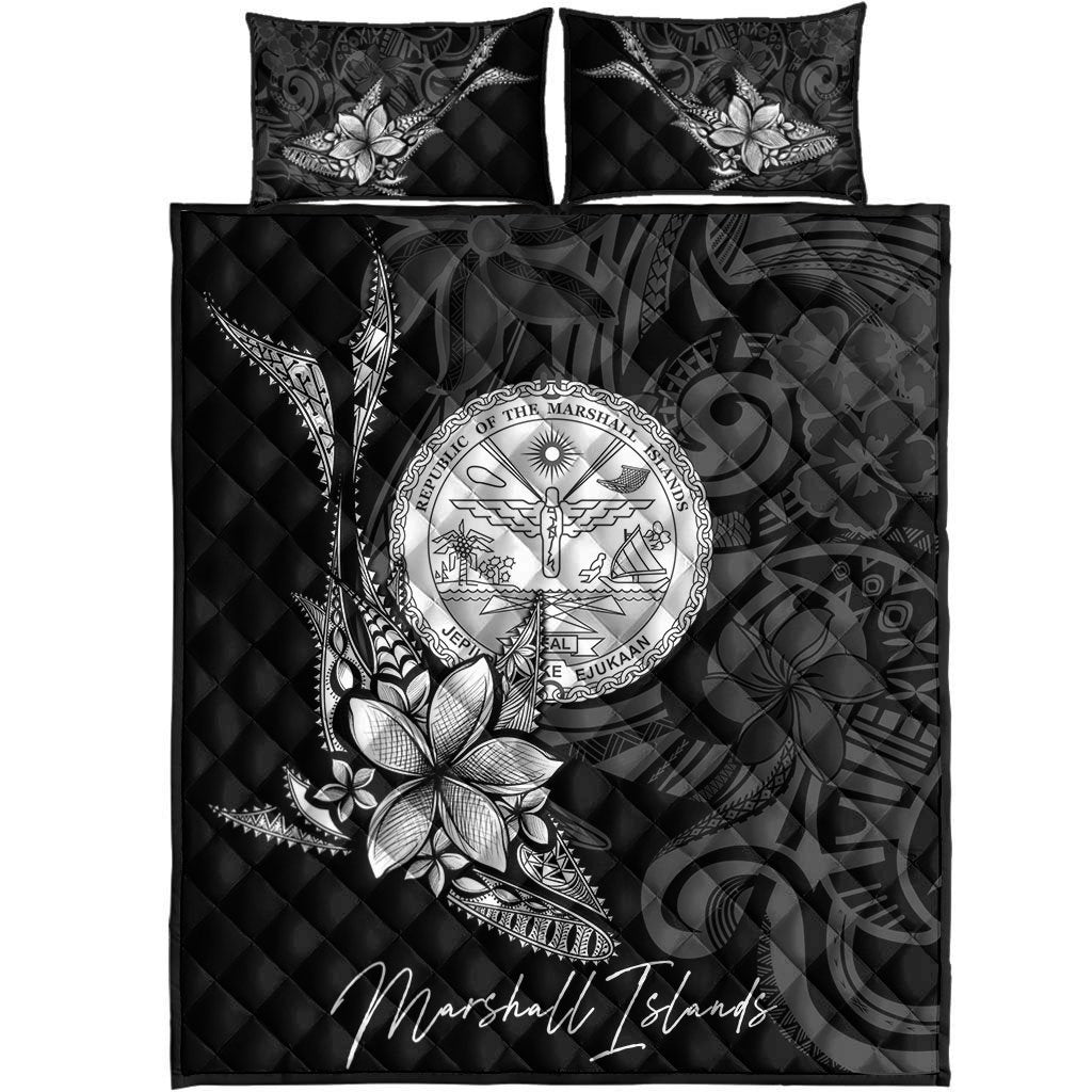 Marshall Islands Quilt Bed Set - Fish With Plumeria Flowers Style - Polynesian Pride