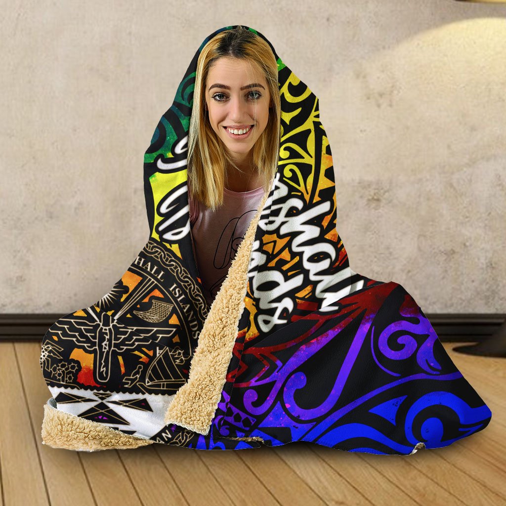 Marshall Islands Hooded Blanket - Rainbow Polynesian Pattern Crest - Polynesian Pride