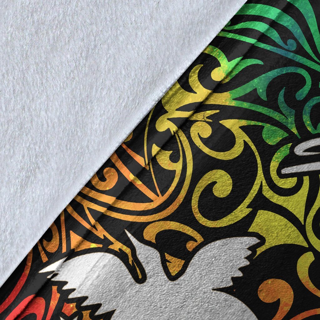Papua New Guinea Premium Blanket - Rainbow Polynesian Pattern - Polynesian Pride
