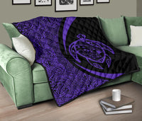 Hawaii Turtle Map Polynesian Premium Quilt - Purple - Circle Style - Polynesian Pride